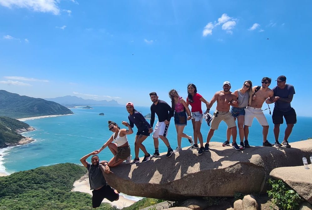 passeio na pedra do telegrafo rio de janeiro com transporte e guia de turismo